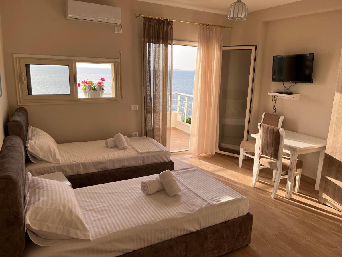 Lotus Apartman *