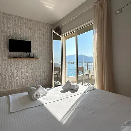 Lotus Apartments Vlore Exterior photo