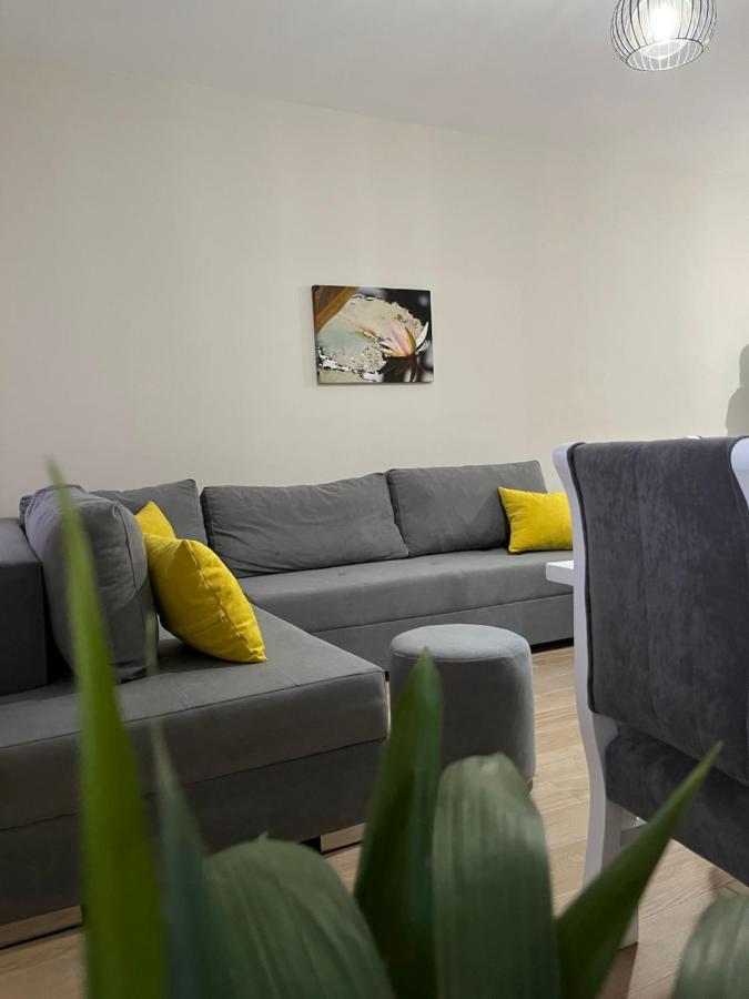 Lotus Apartment Vlore